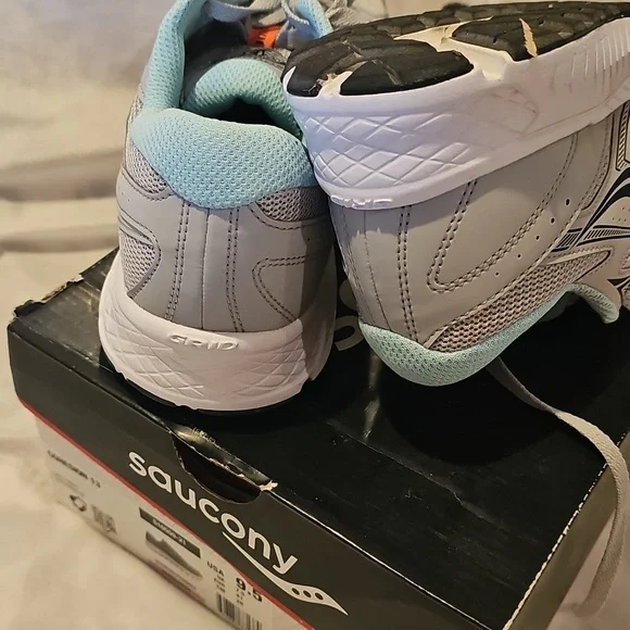 Saucony Cohesion 13 Grey/Mint Womans Athletic Shoes 9.5 Excellent Condition - Picture 4 of 7